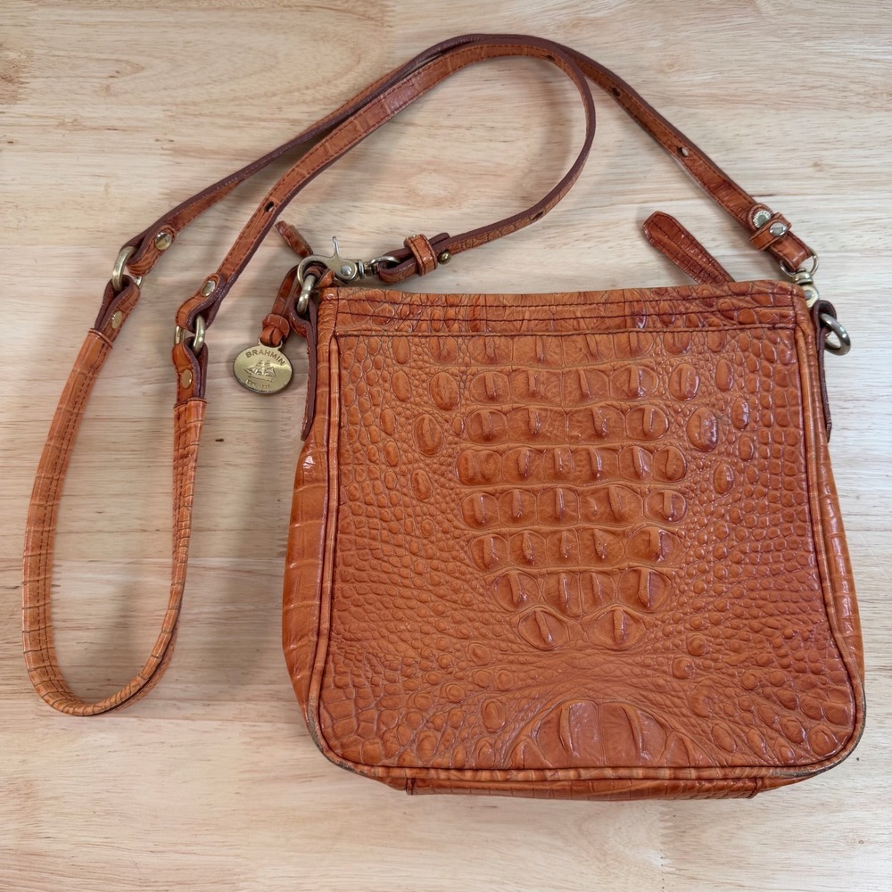 Brahmin Croc Embossed Melbourne Leather Zipper‎ Classic Crossbody Shoulder Bag